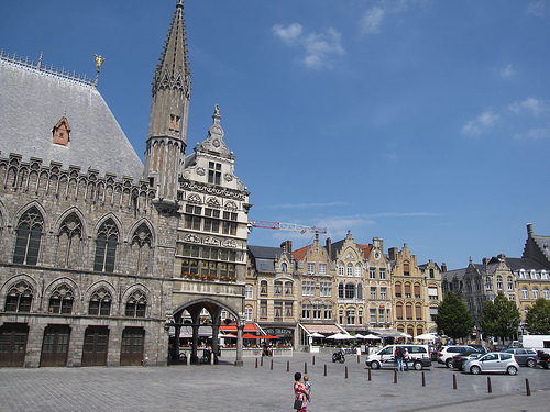 Ieper travel guide