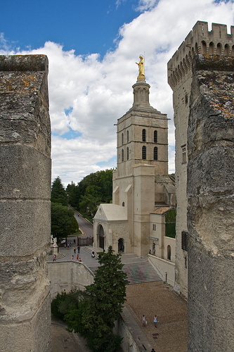 Avignon Cathedral trip planner