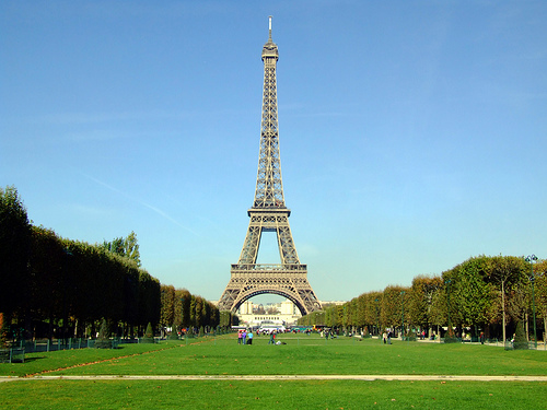 Eiffel Tower trip planner