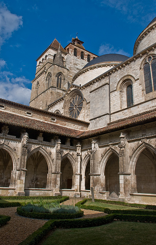 Cahors Cathedral trip planner